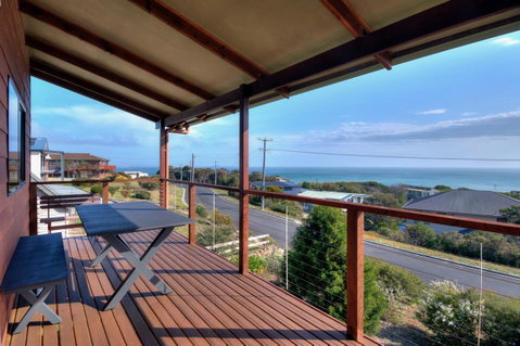 Zenith - Accommodation Tasmania 11