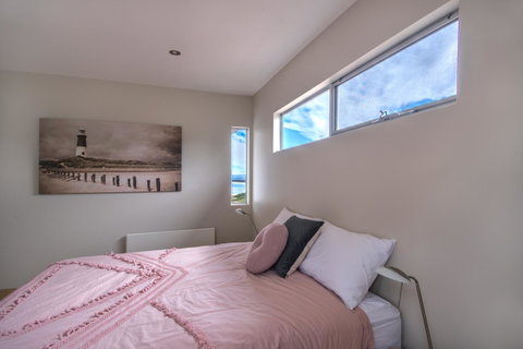 Halcyon ~ Immerse Yourself In The Sky And Sea - Accommodation Tasmania 18