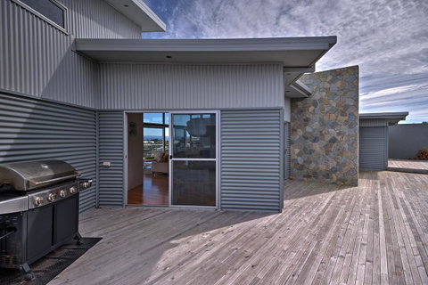 Halcyon ~ Immerse Yourself In The Sky And Sea - Accommodation Tasmania 16