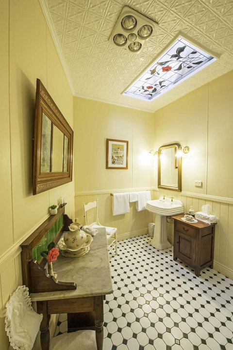 Touchwood Cottages - Accommodation Tasmania 36
