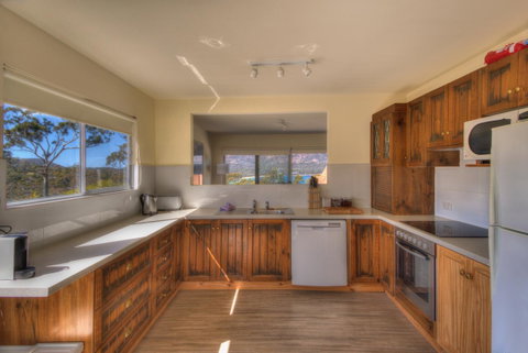 The Tides - Accommodation Tasmania 4
