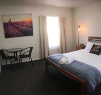 3ree- Spacious  Charming Apartment - Accommodation Tasmania