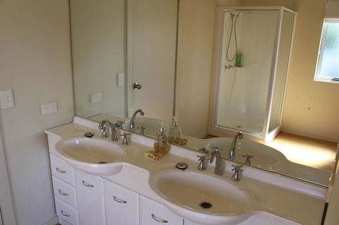 Villa 2 Bay Of Fires - Accommodation Tasmania 6