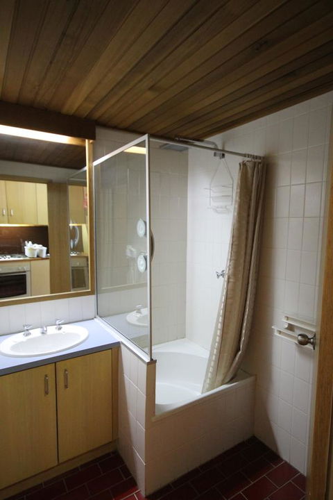 Arlberg Hotham - Accommodation Tasmania 2