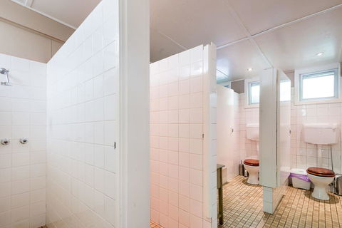 Avalon House - Accommodation Tasmania 24