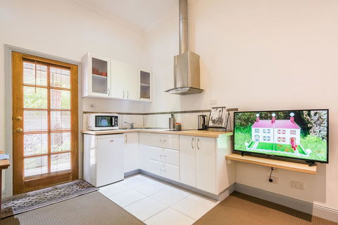 Avalon House - Accommodation Tasmania 31