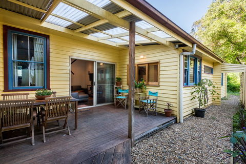 Avalon House - Accommodation Tasmania 9