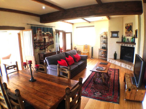 Villa Mallorca - Accommodation Tasmania 39