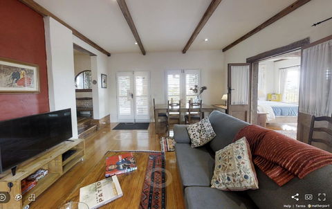 Villa Mallorca - Accommodation Tasmania 5
