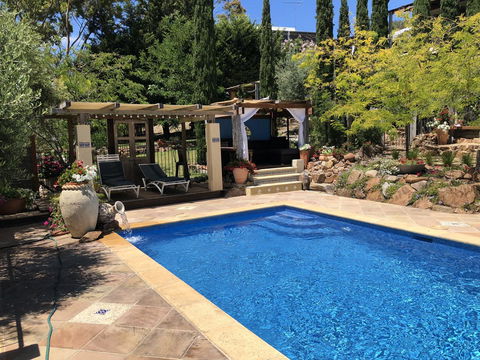 Villa Mallorca - Accommodation Tasmania 24