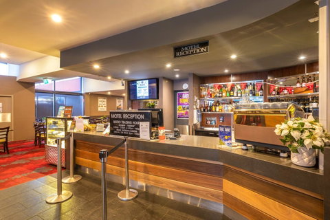 Nightcap At Keysborough Hotel - Accommodation Tasmania 9