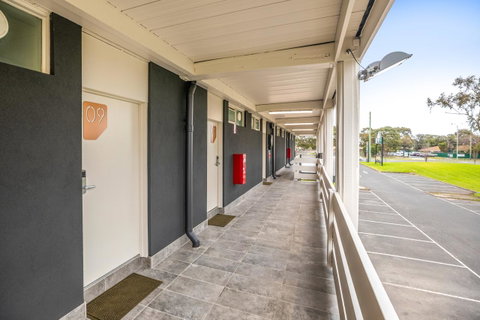 Nightcap At Keysborough Hotel - Accommodation Tasmania 22