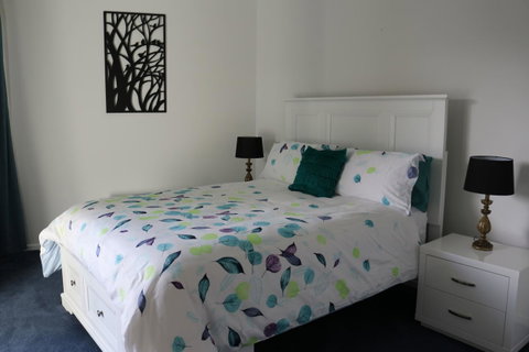 130 At The Waves - Accommodation Tasmania 10