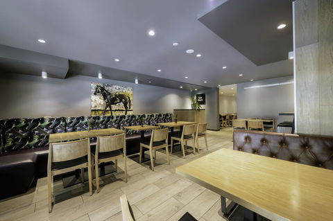 Brady Hotels Central Melbourne - Accommodation Tasmania 15