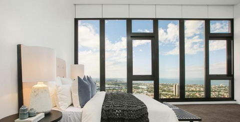 Experience Platinum Hotel Apartments - Accommodation Tasmania 19