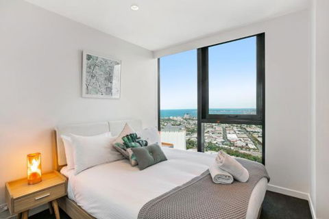 Experience Platinum Hotel Apartments - Accommodation Tasmania 11