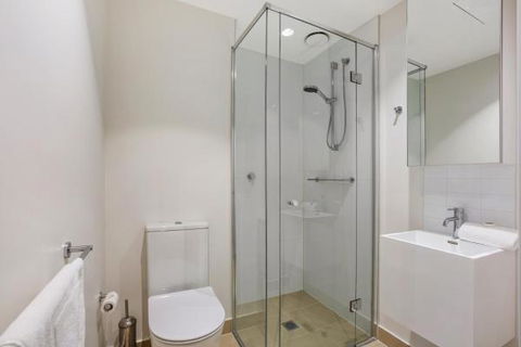 Experience Platinum Hotel Apartments - Accommodation Tasmania 22