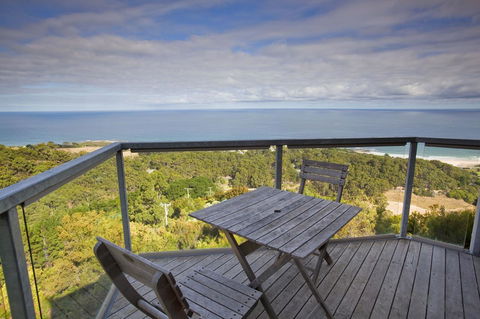 Chris\'s Beacon Point Restaurant & Villas - Accommodation Tasmania 1
