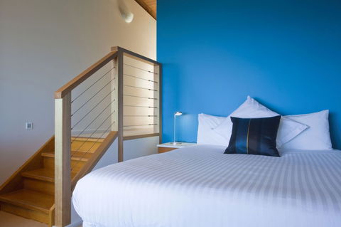 Chris\'s Beacon Point Restaurant & Villas - Accommodation Tasmania 4