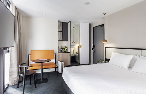 Brady Hotels Jones Lane - Accommodation Tasmania 6