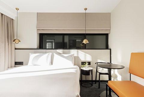 Brady Hotels Jones Lane - Accommodation Tasmania 5