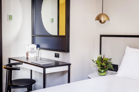 Brady Hotels Jones Lane - Accommodation Tasmania 10