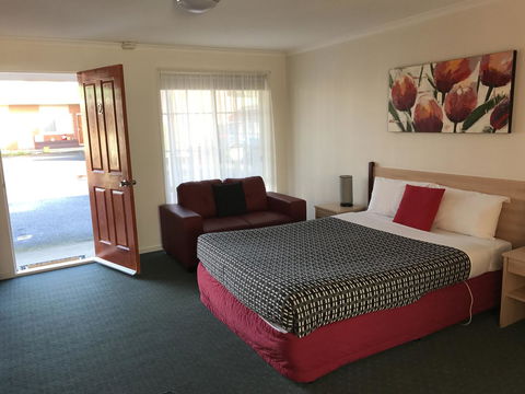 Beachcomber Motel & Apartments - Accommodation Tasmania 1
