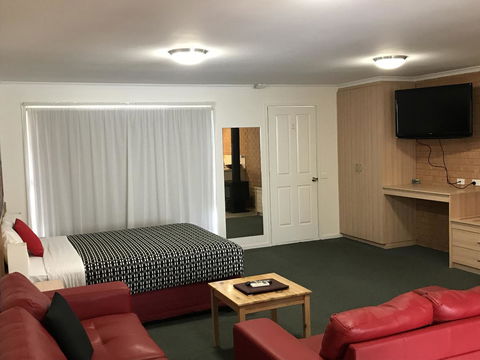 Beachcomber Motel & Apartments - Accommodation Tasmania 11