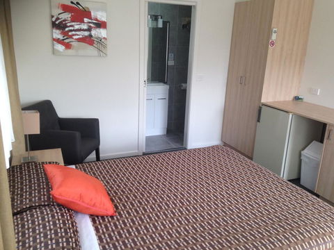 Beachcomber Motel & Apartments - Accommodation Tasmania 24