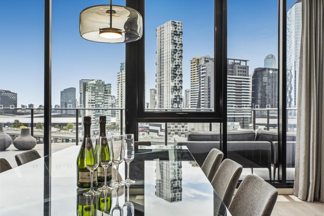South Melbourne VIC Accommodation Tasmania