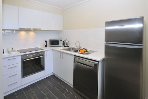 Grand Hotel Melbourne - Accommodation Tasmania 3