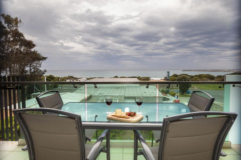 The Dolphin Apartments - Accommodation Tasmania 4
