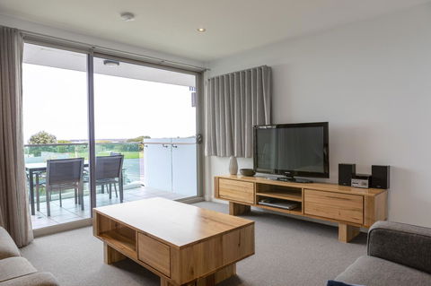 The Dolphin Apartments - Accommodation Tasmania 18