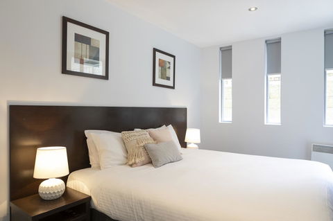 The Dolphin Apartments - Accommodation Tasmania 9