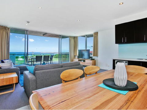 The Dolphin Apartments - Accommodation Tasmania 15