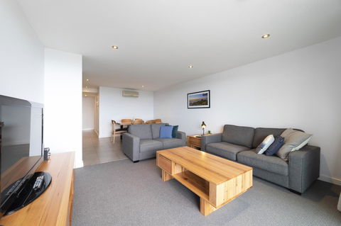 The Dolphin Apartments - Accommodation Tasmania 13