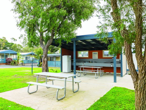 Amaroo Park - Accommodation Tasmania 24