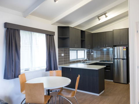 Amaroo Park - Accommodation Tasmania 0