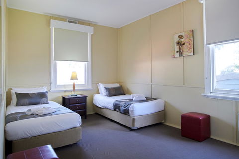 Amaroo Park - Accommodation Tasmania 5