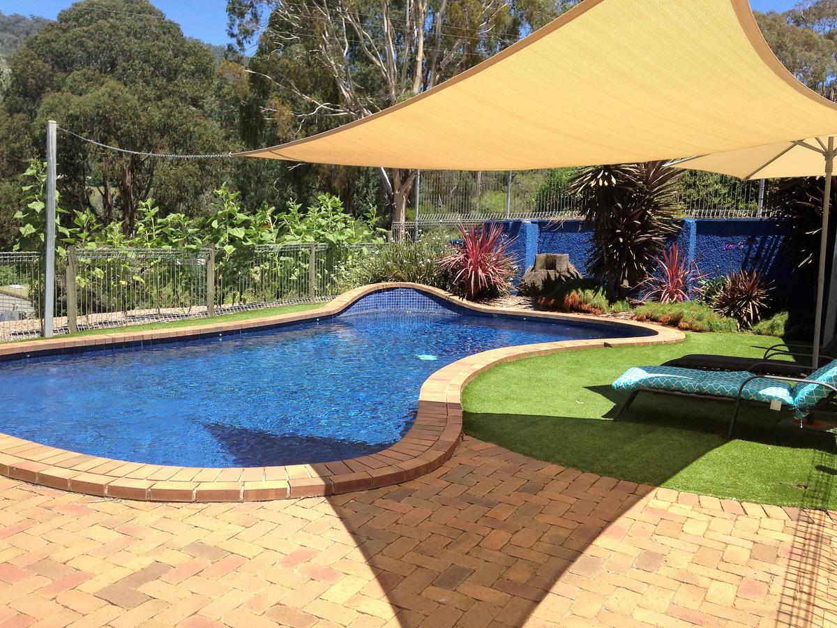 Tawonga South VIC Accommodation Tasmania