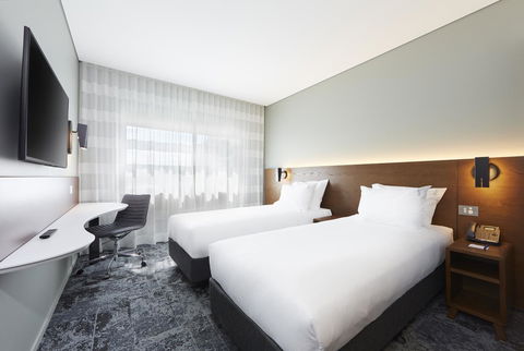 Holiday Inn Express Melbourne Southbank, An IHG Hotel - Accommodation Tasmania 7