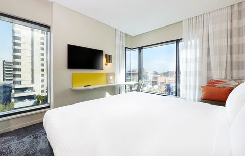 Holiday Inn Express Melbourne Southbank, An IHG Hotel - Accommodation Tasmania 2