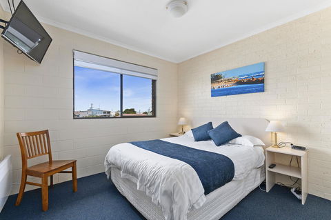 Allambi Holiday Apartments - Accommodation Tasmania 15