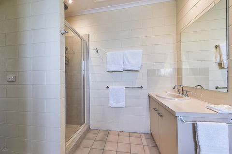 Allambi Holiday Apartments - Accommodation Tasmania 28