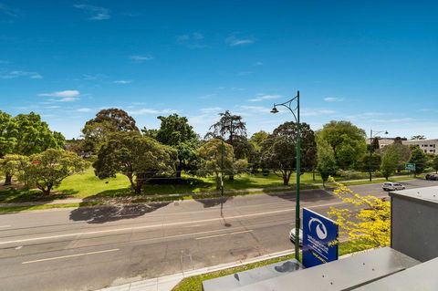 Whitehorse Apartments Hotel - Accommodation Tasmania 37