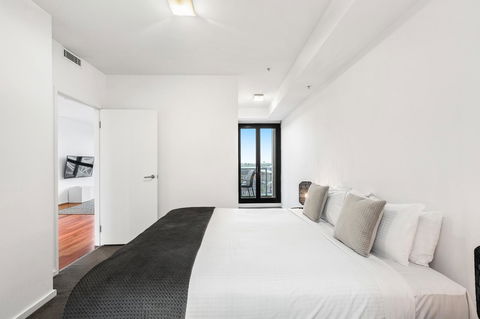 Melbourne Holiday Apartments Flinders Wharf - Accommodation Tasmania 15