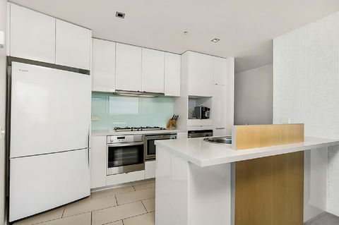 Melbourne Holiday Apartments Flinders Wharf - Accommodation Tasmania 39