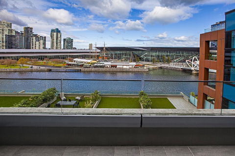 Melbourne Holiday Apartments Flinders Wharf - Accommodation Tasmania 41