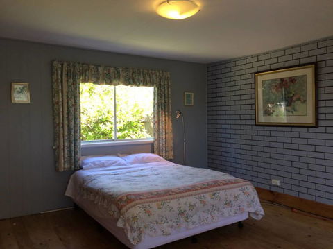 Jacaranda House - Accommodation Tasmania 8