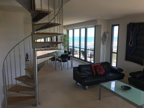 Geelong Waterfront Penthouse Apartment - Accommodation Tasmania 4